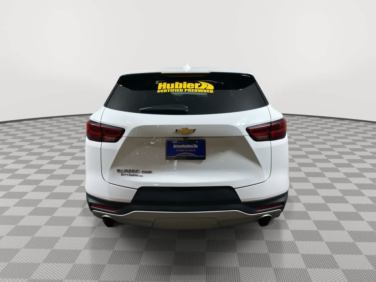 2023 Chevrolet Blazer 2LT photo 2