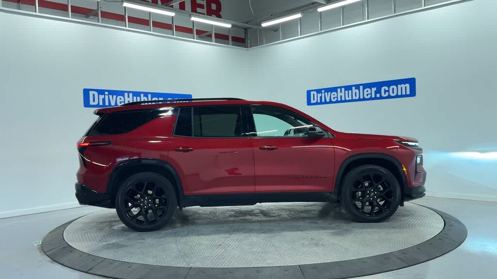 Used 2024 Chevrolet Traverse FWD RS SUV