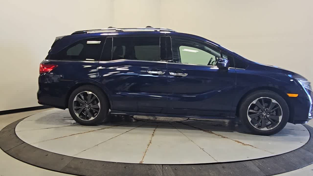 2023 Honda Odyssey Elite photo 4