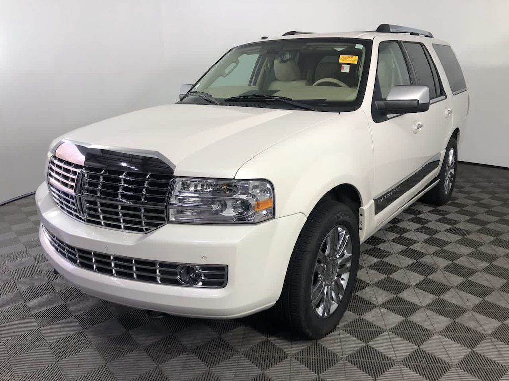 Used 2010 Lincoln Navigator SUV