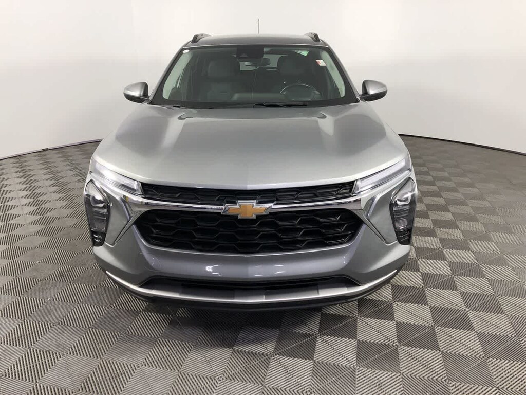 Used 2024 Chevrolet Trax LT SUV