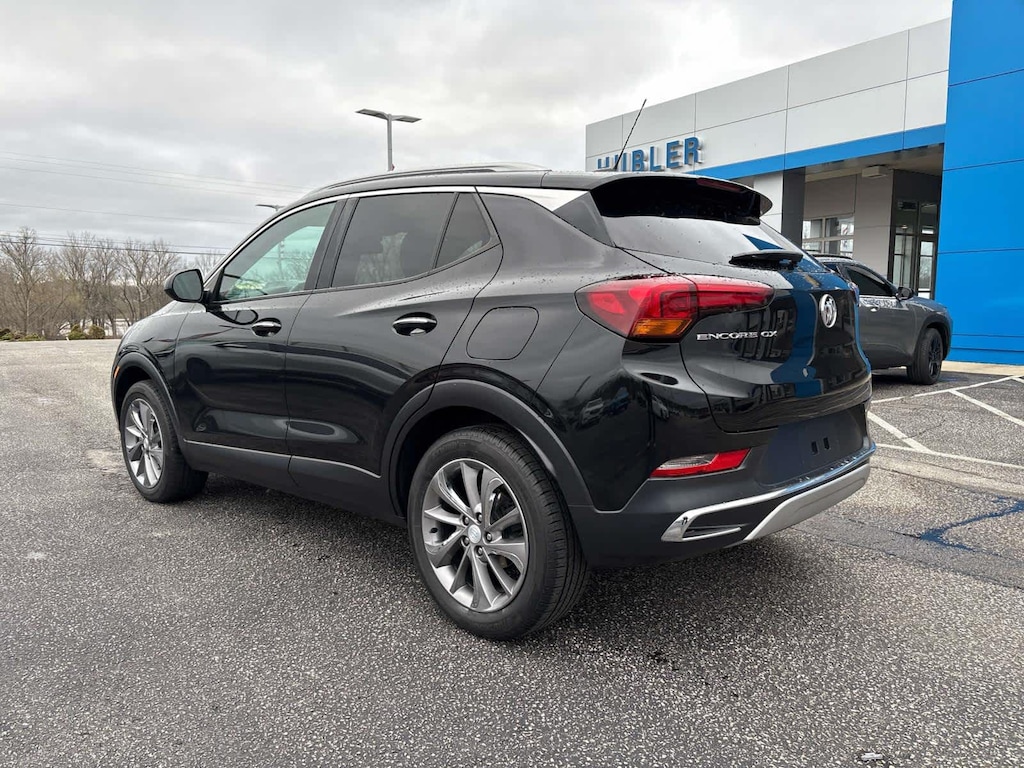 Used 2022 Buick Encore GX Essence SUV