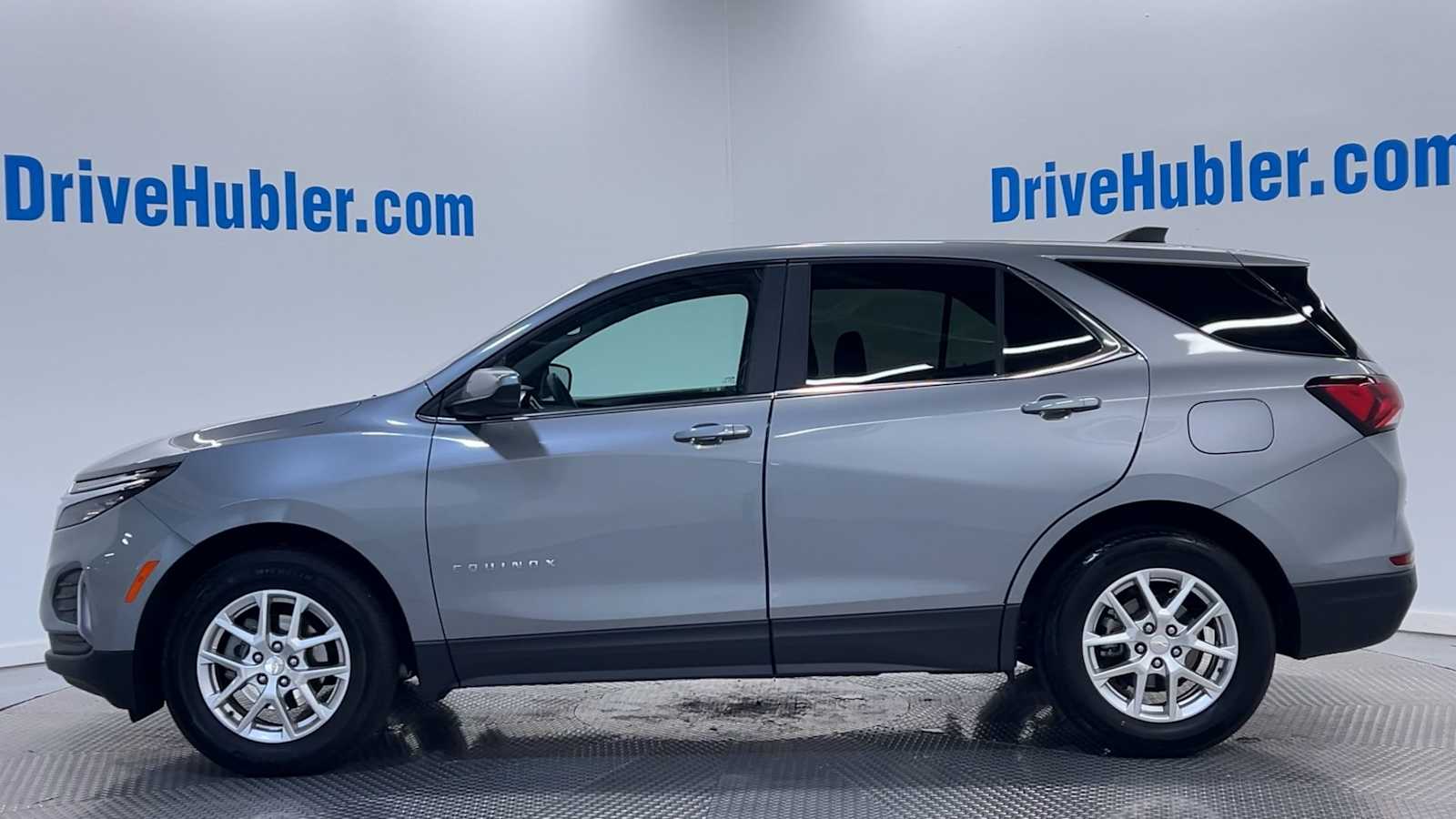 2024 Chevrolet Equinox LT photo 4
