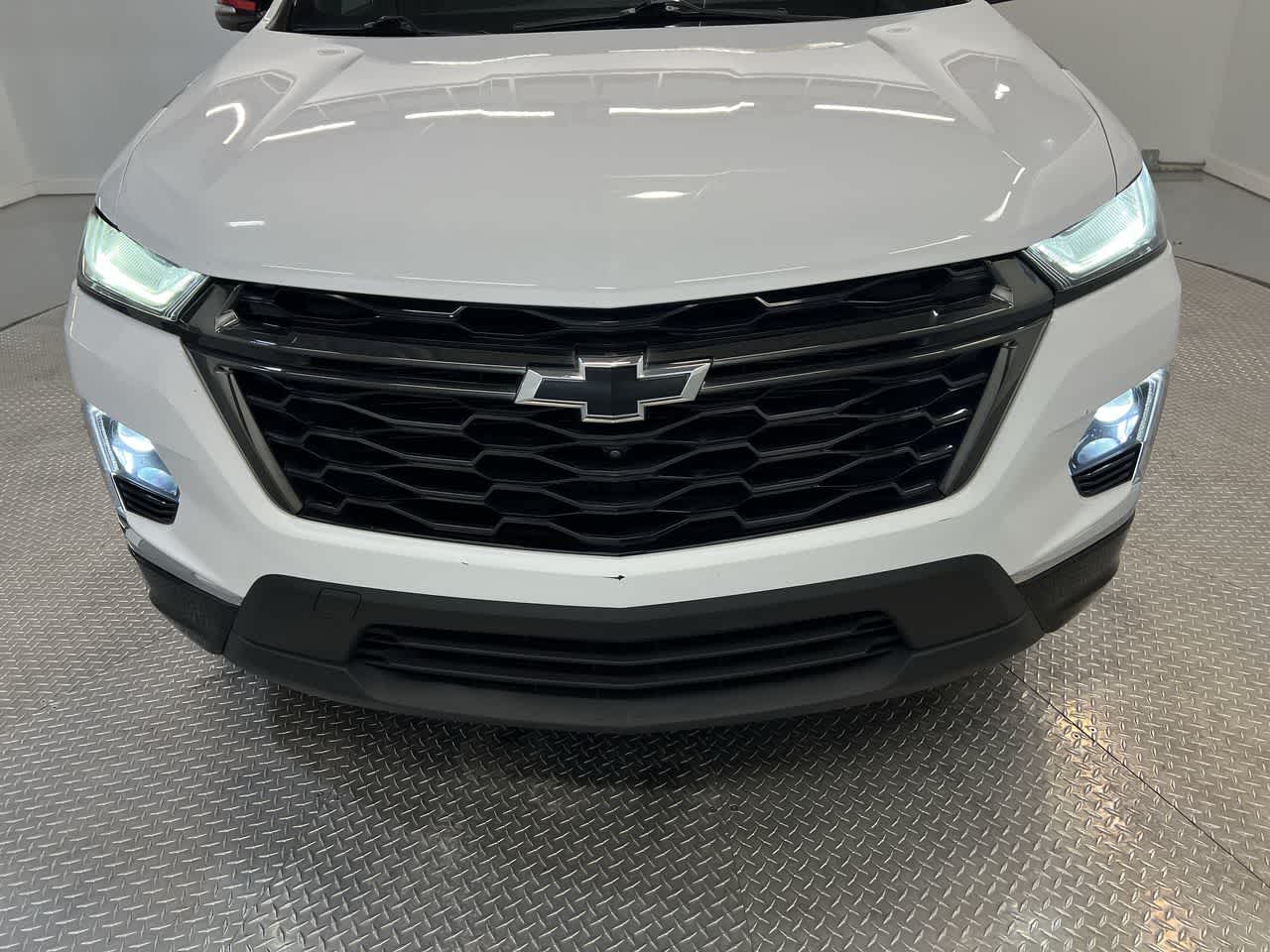 2022 Chevrolet Traverse Premier photo 3