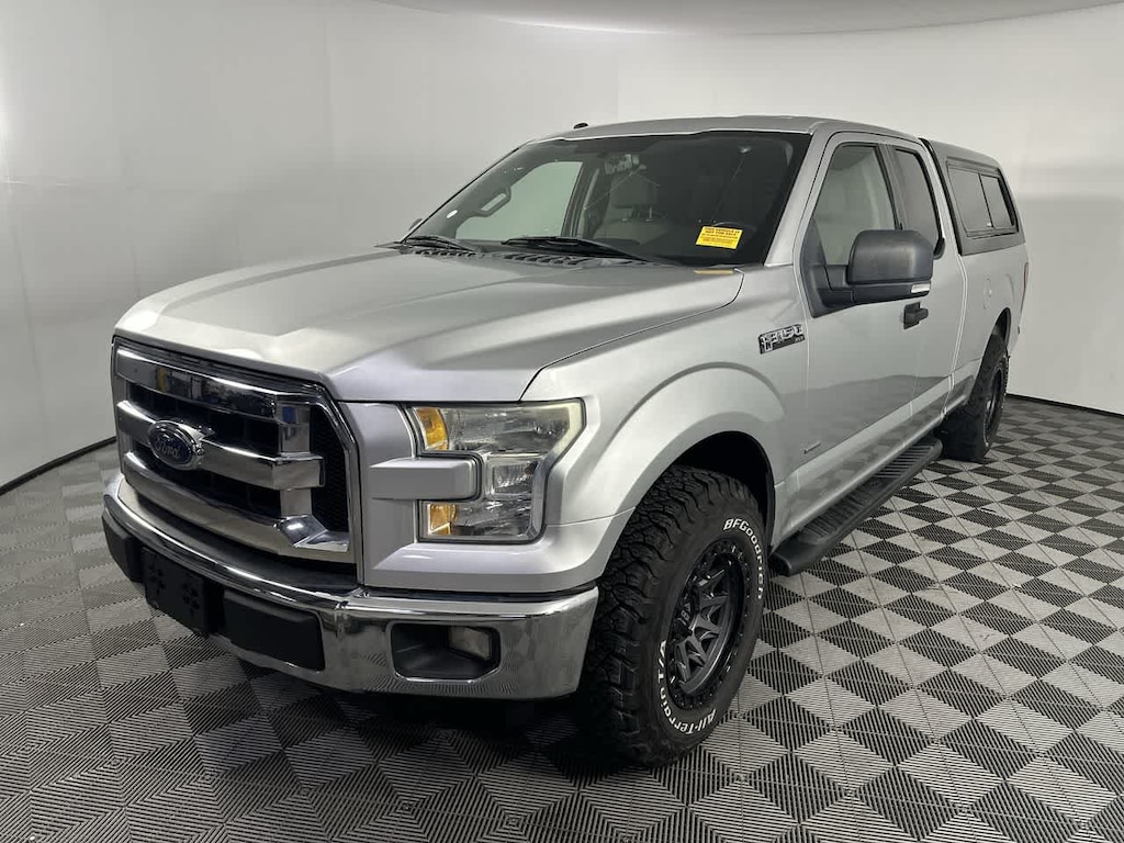 Used 2015 Ford F-150 XLT 2WD Supercab 145 Truck SuperCab Styleside
