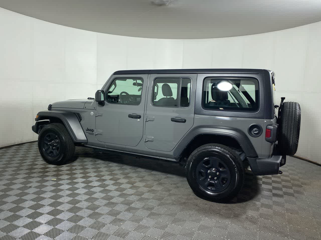 2021 Jeep Wrangler Unlimited Sport photo 4