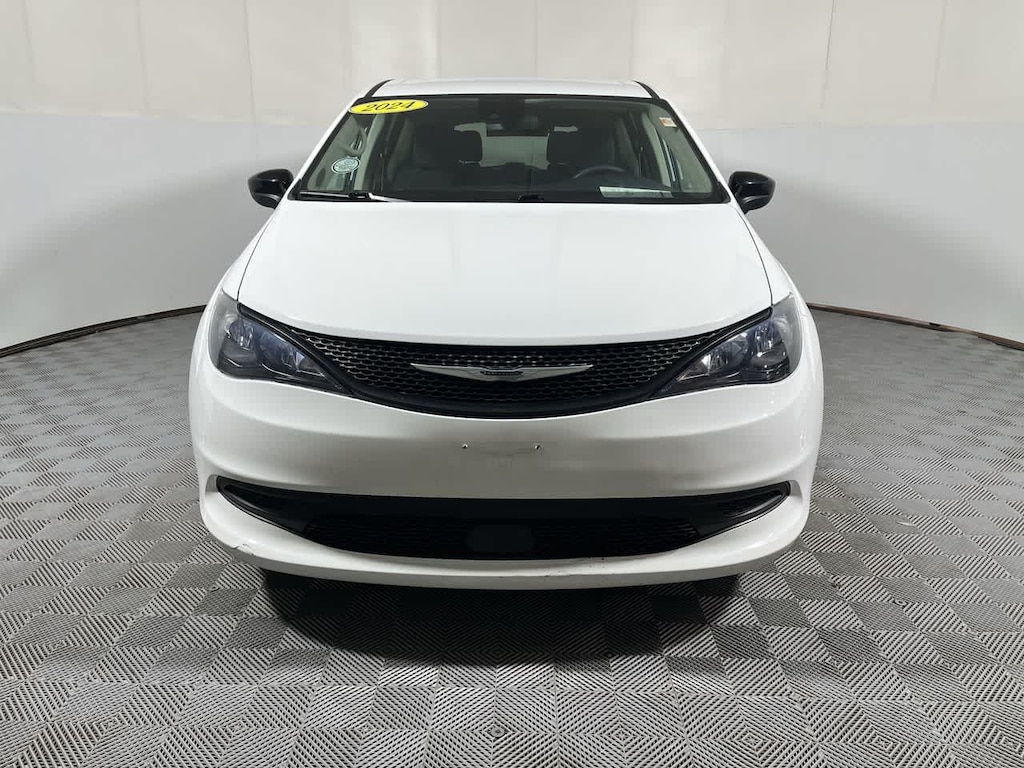 Used 2024 Chrysler Voyager LX Van Passenger Van