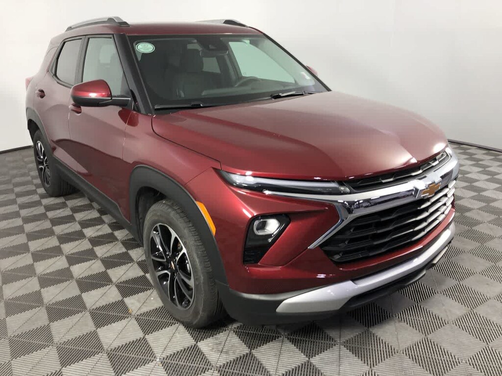 Used 2025 Chevrolet Trailblazer LT SUV