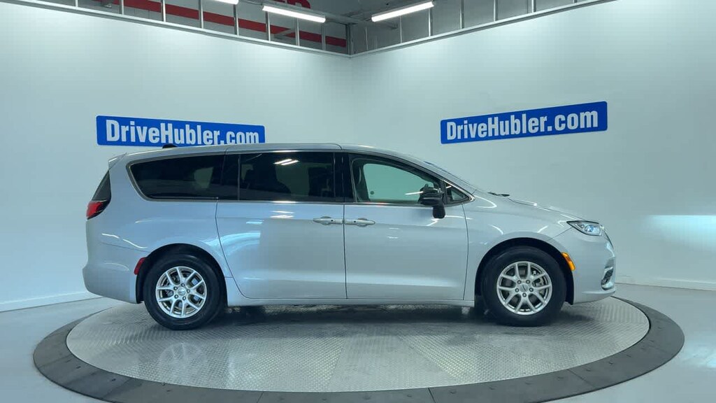 Used 2024 Chrysler Pacifica Touring L Van Passenger Van