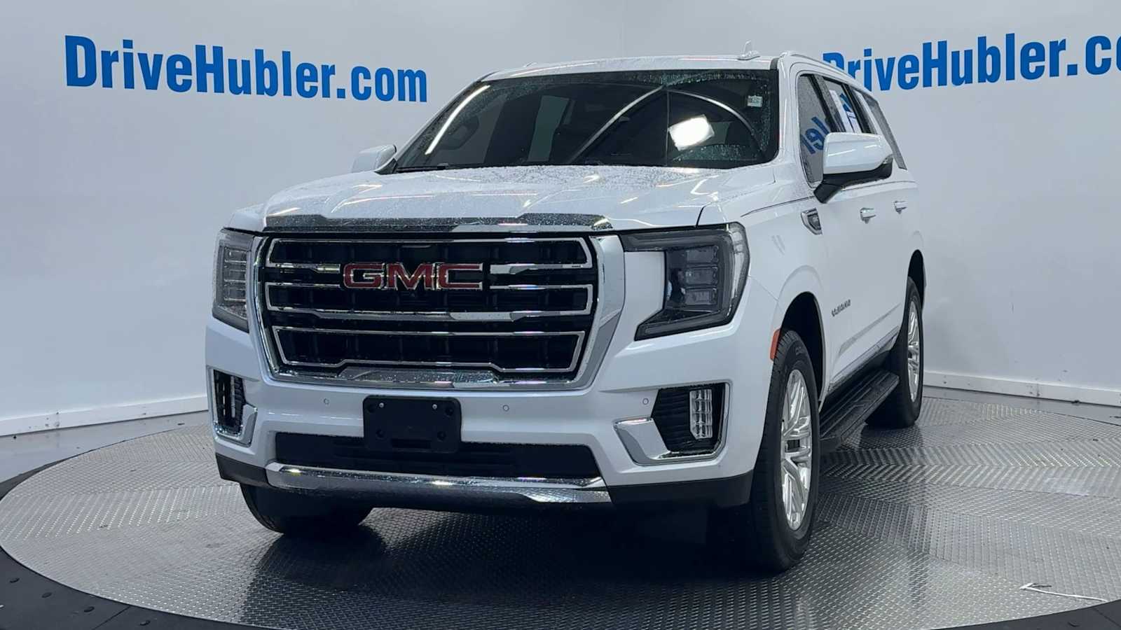 2024 Gmc Yukon SLT photo 3