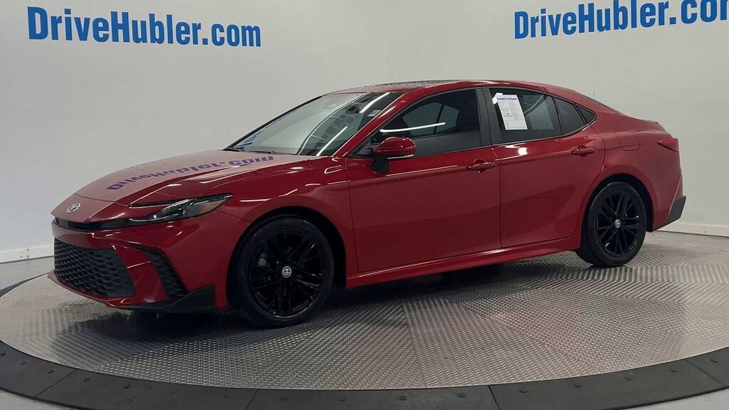 Used 2025 Toyota Camry SE Sedan