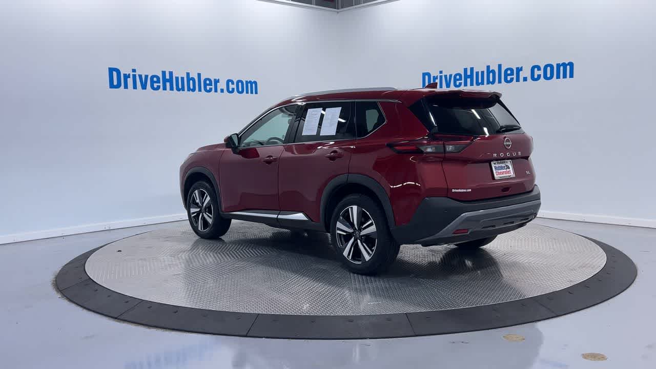 2023 Nissan Rogue SL photo 2