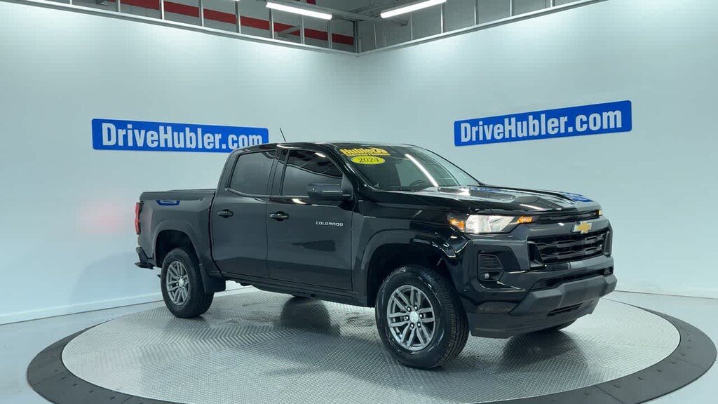 Used 2024 Chevrolet Colorado 2WD LT Crew Cab Truck Crew Cab