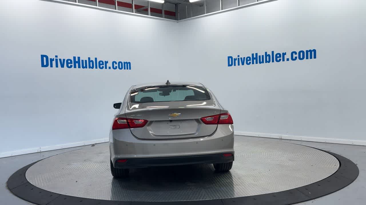 2023 Chevrolet Malibu 1LT photo 2