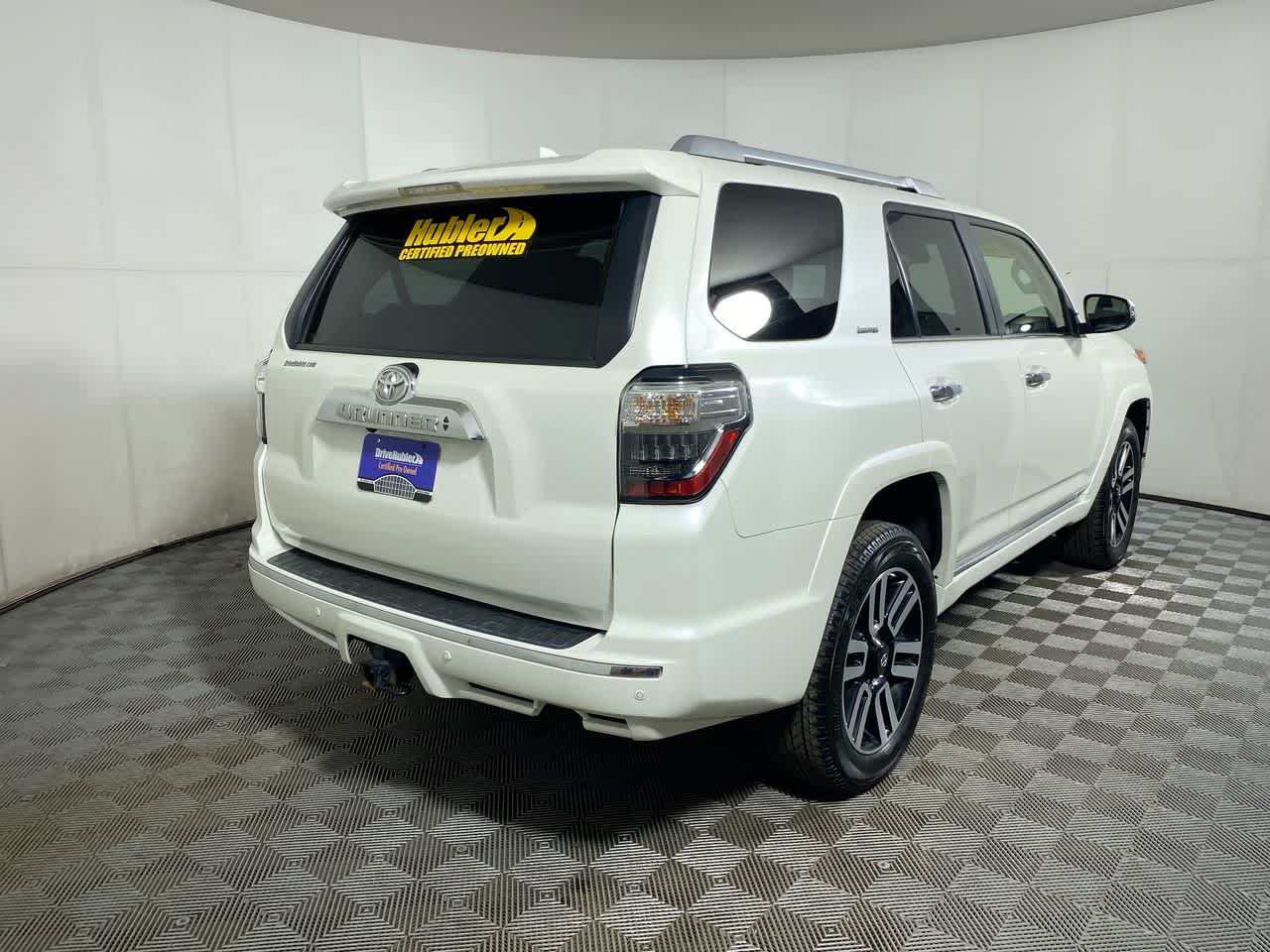 2022 Toyota 4Runner Limited photo 2
