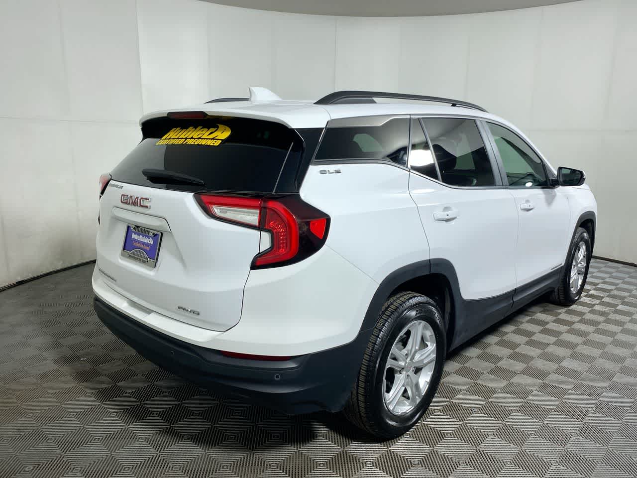 2023 Gmc Terrain SLE photo 2
