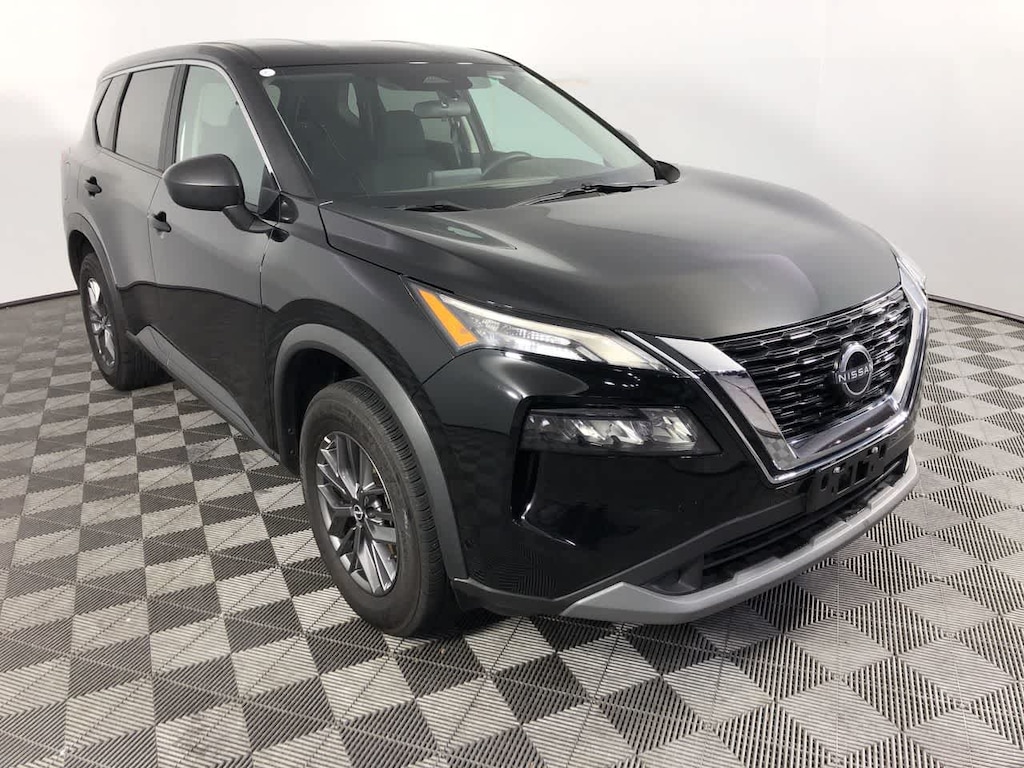 Used 2023 Nissan Rogue S SUV