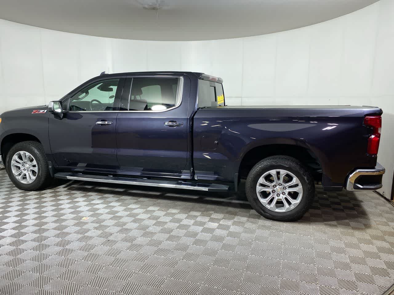 2023 Chevrolet Silverado 1500 LTZ photo 4