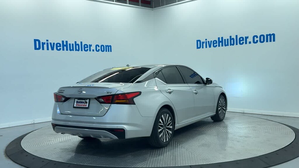 Used 2023 Nissan Altima 2.5 SV Sedan