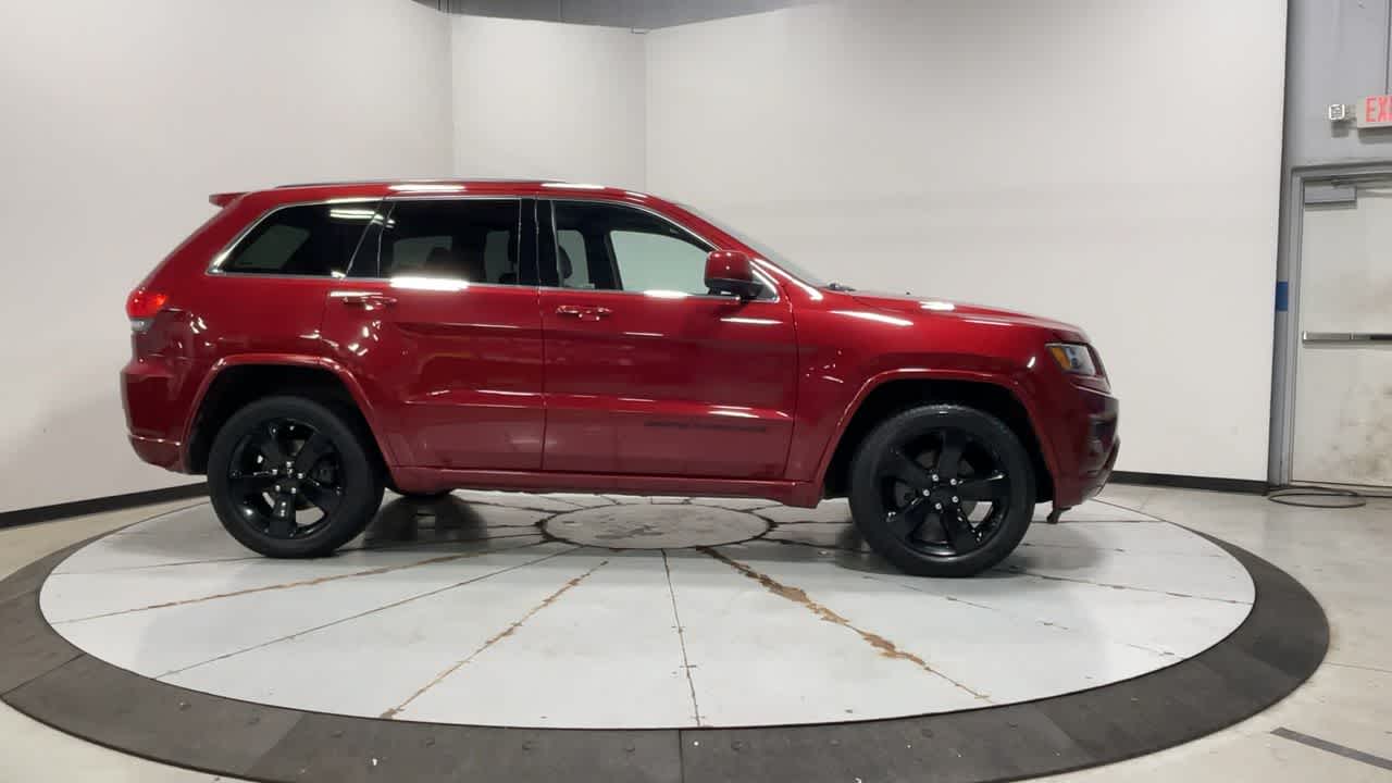 2015 Jeep Grand Cherokee Altitude photo 4