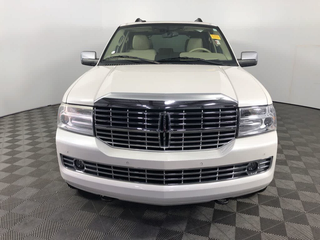 Used 2010 Lincoln Navigator SUV
