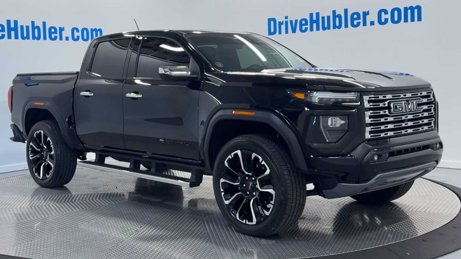 2024 Gmc Canyon Denali photo 2