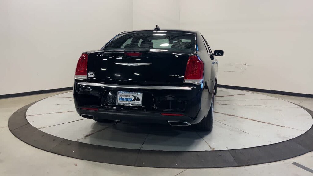 Used 2016 Chrysler 300 300C Platinum Sedan