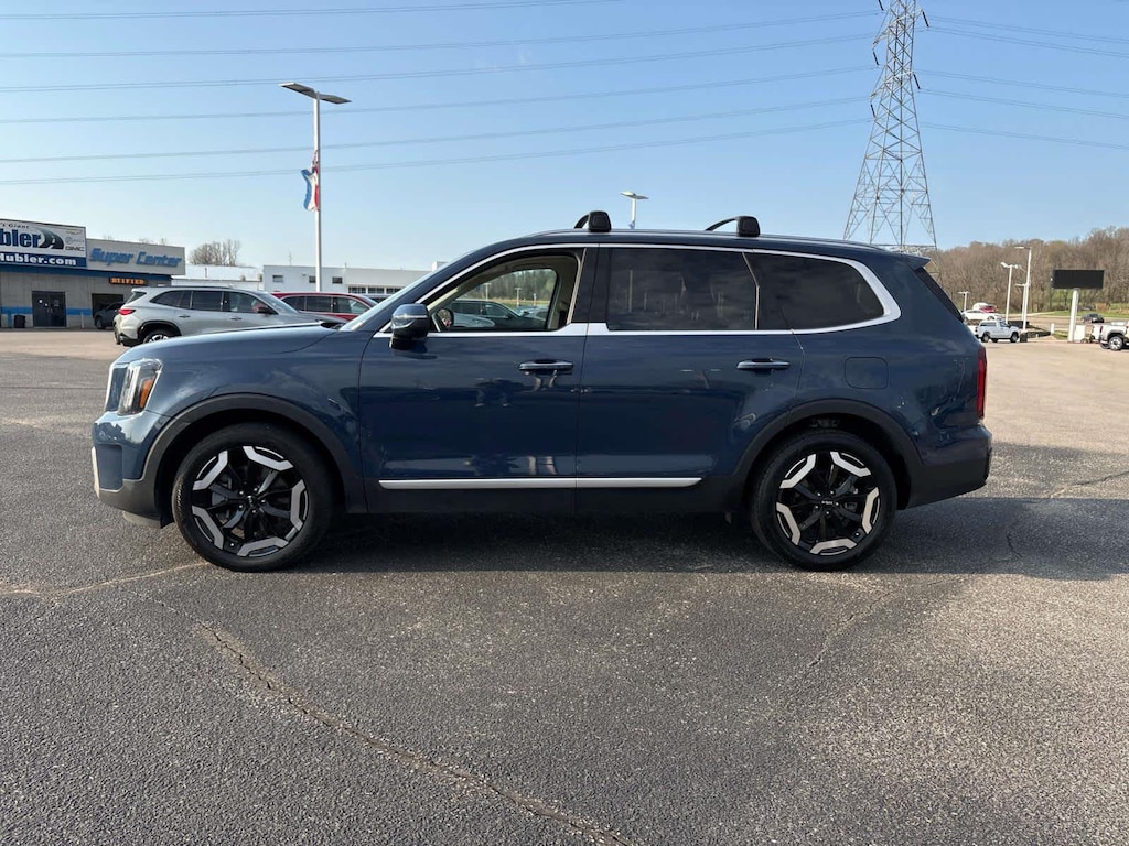 Used 2023 Kia Telluride S SUV
