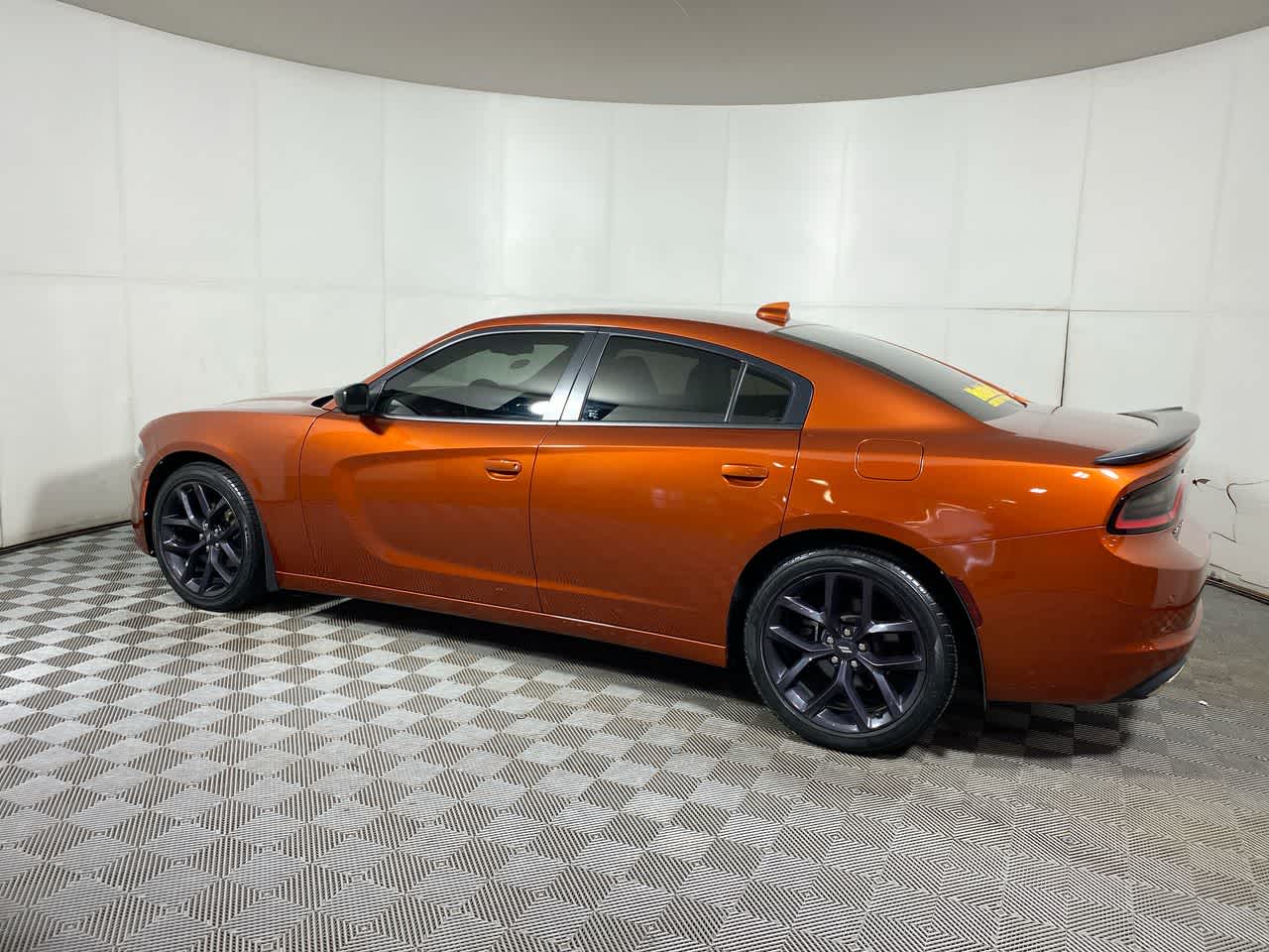 2020 Dodge Charger SXT photo 4