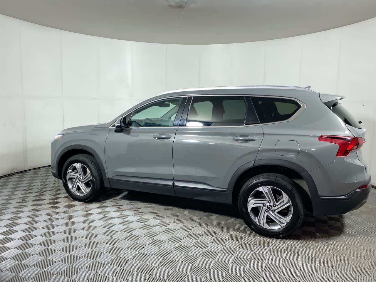 2023 Hyundai Santa Fe SEL photo 4