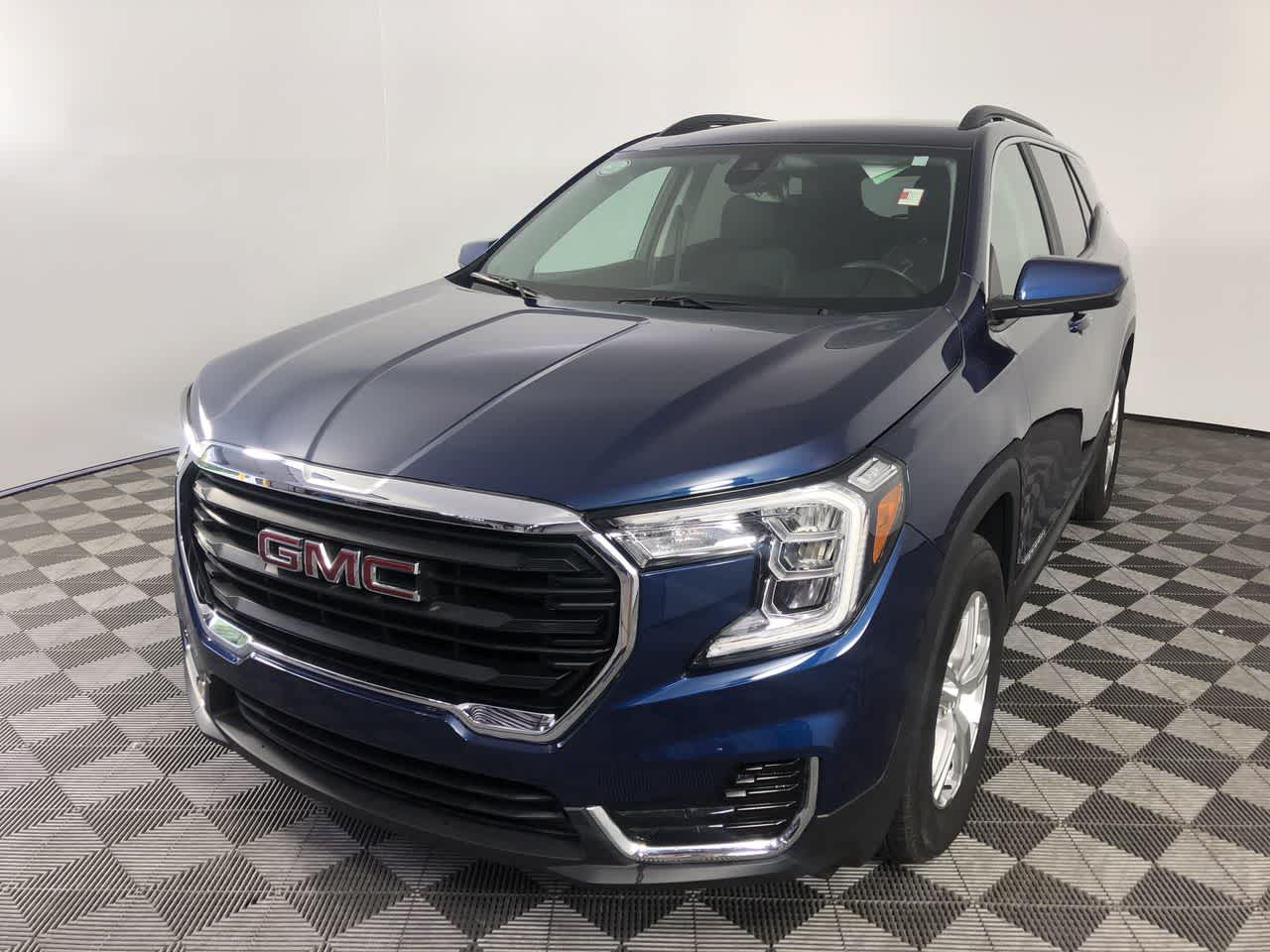 2022 Gmc Terrain SLE photo 3