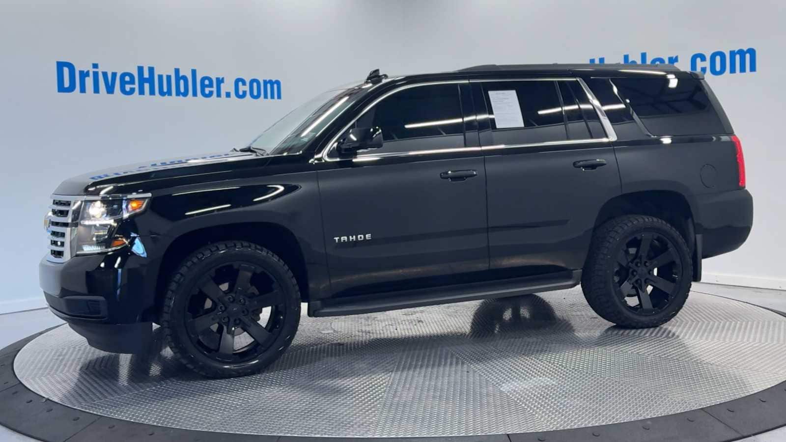 2019 Chevrolet Tahoe LS photo 4