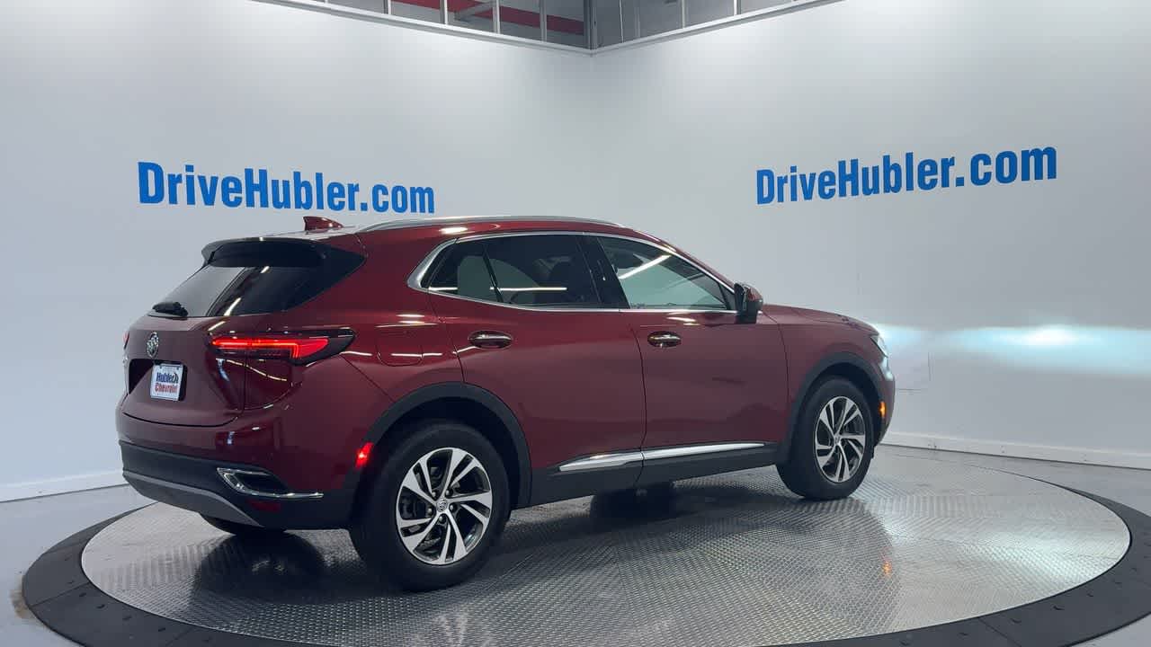 2022 Buick Envision Essence photo 2