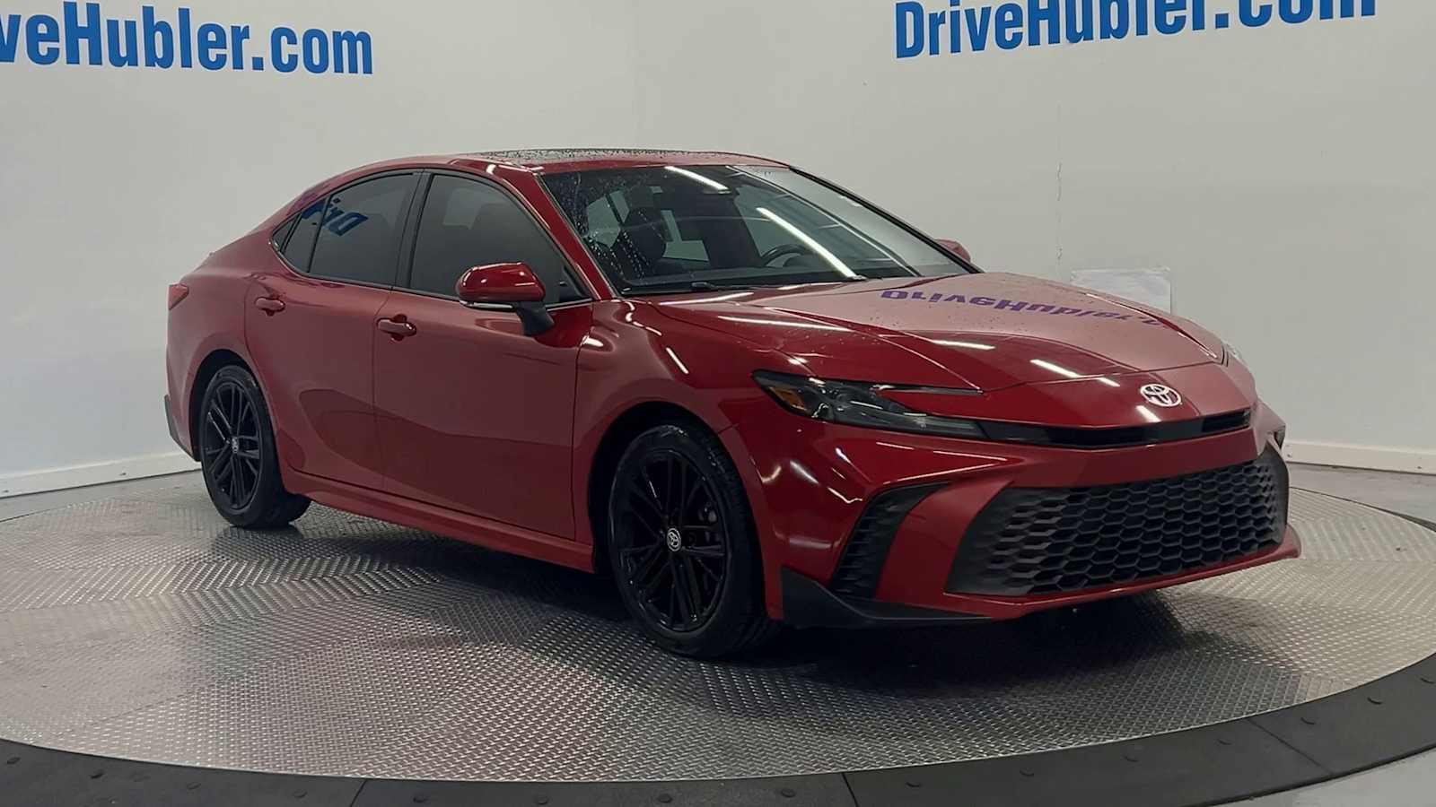 2025 Toyota Camry SE photo 2