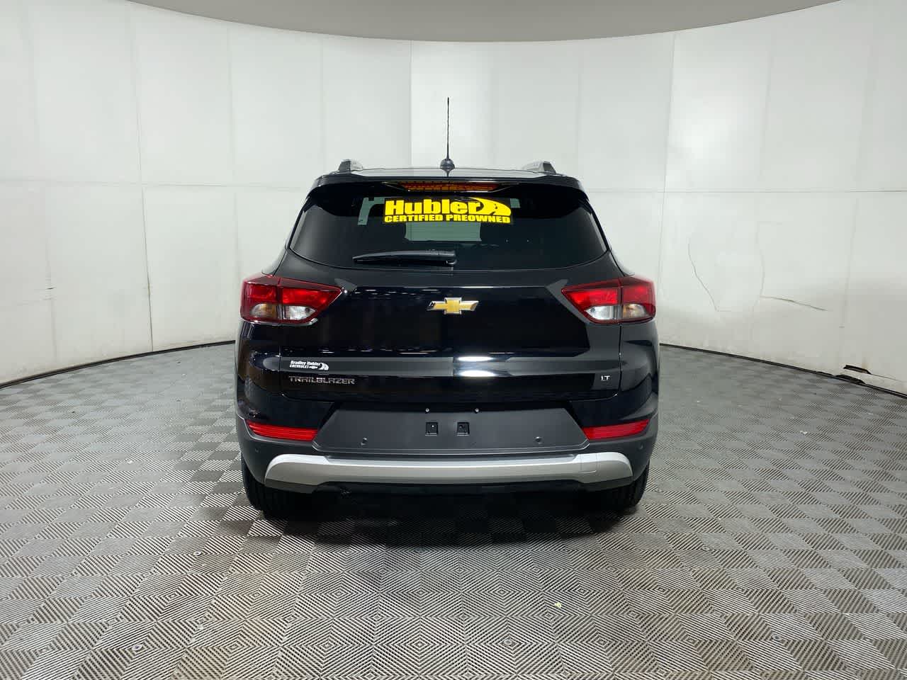 2025 Chevrolet Trailblazer LT photo 3