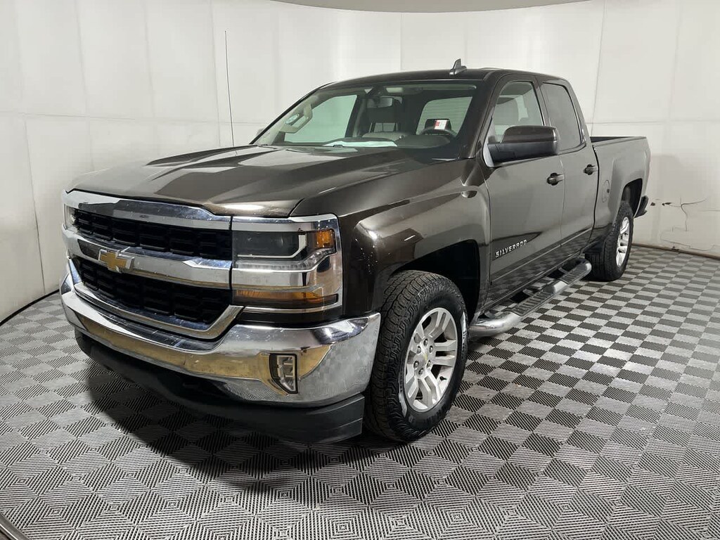 Used 2018 Chevrolet Silverado 1500 LT 4WD Double Cab 143.5 Truck Double Cab