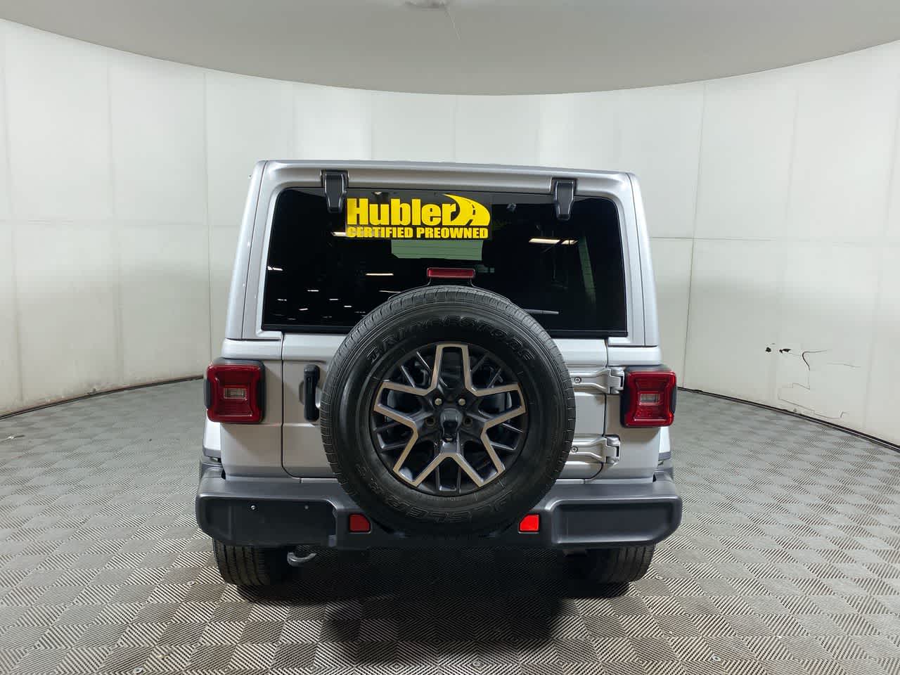 2024 Jeep Wrangler Sahara photo 3