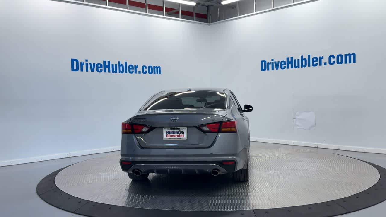 2024 Nissan Altima 2.5 SL photo 2