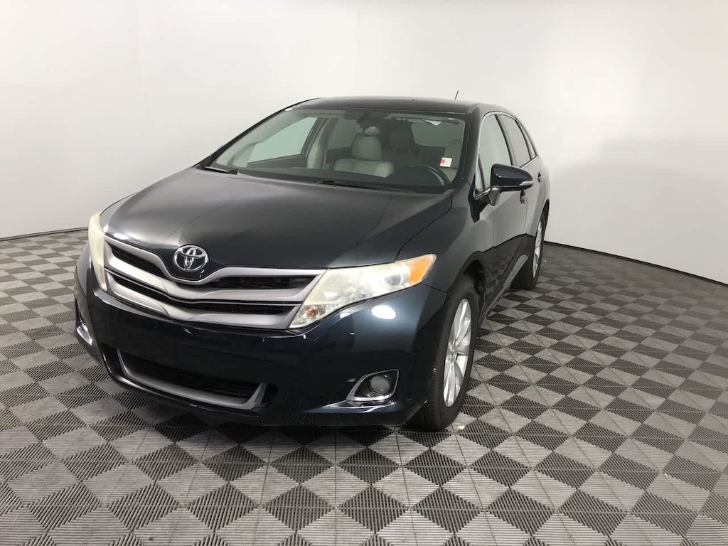 Used 2014 Toyota Venza LE Crossover