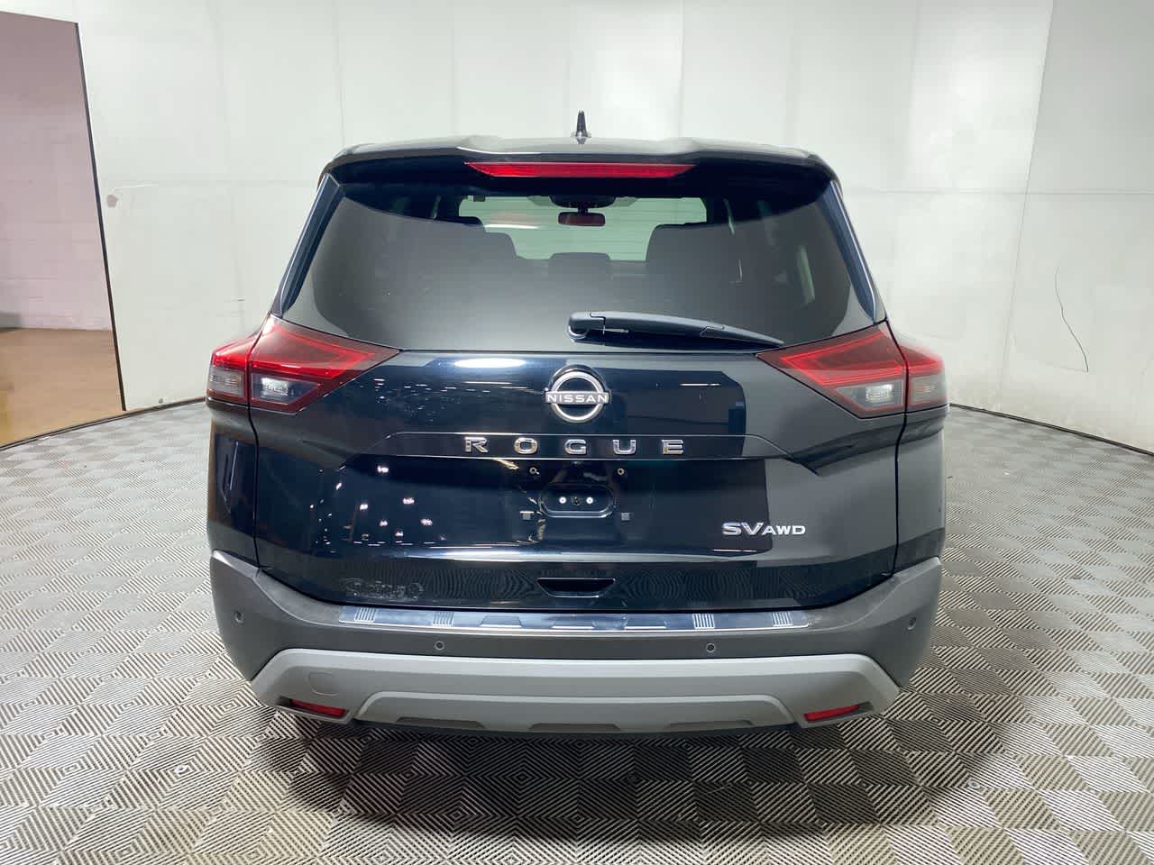 2022 Nissan Rogue SV photo 3