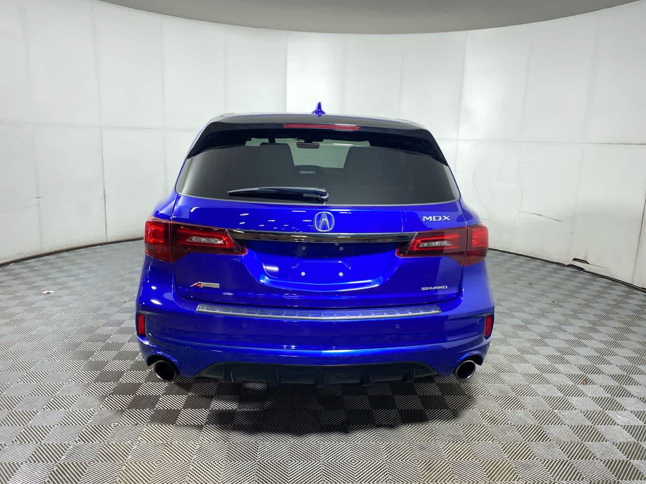 2020 Acura MDX Technology A-Spec photo 3