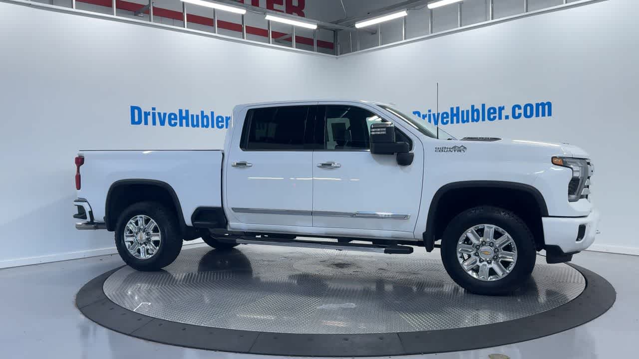 2024 Chevrolet Silverado 2500HD High Country photo 4