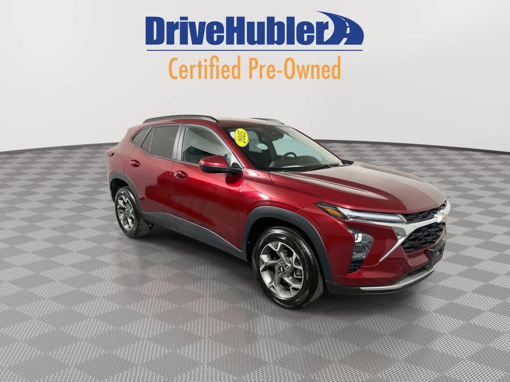 Used 2025 Chevrolet Trax LT SUV