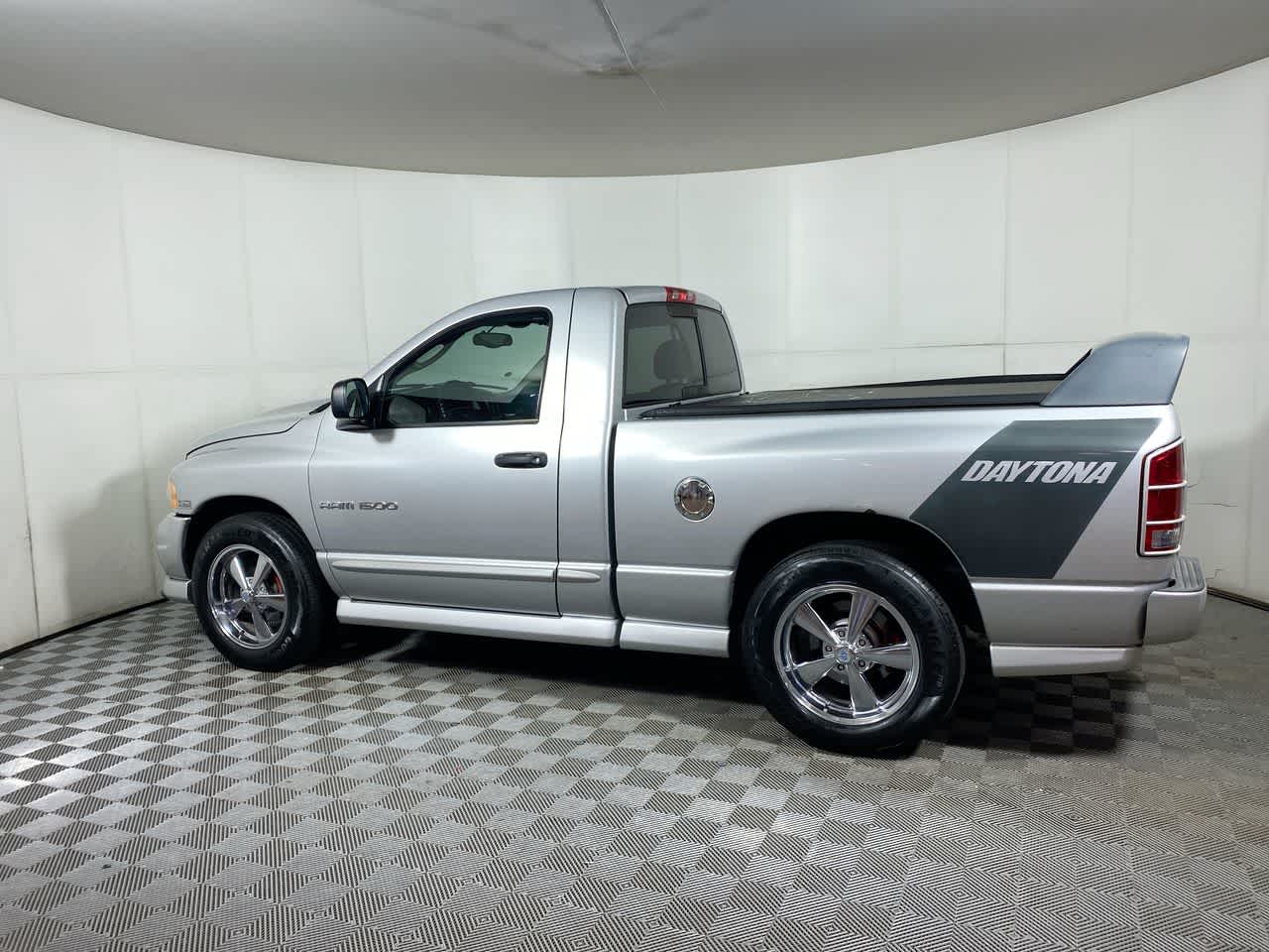 2005 Dodge Ram SLT photo 4
