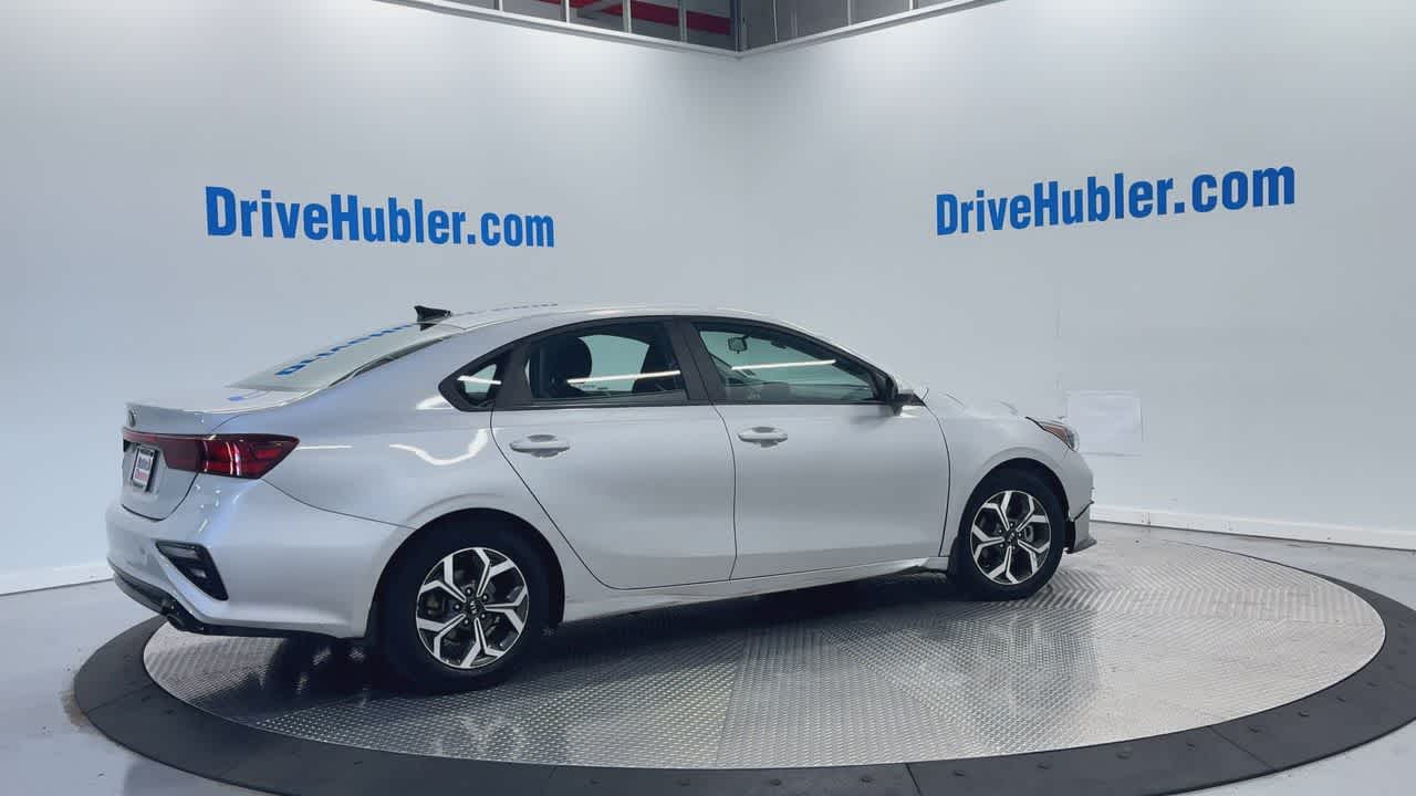 2021 Kia Forte LXS photo 3