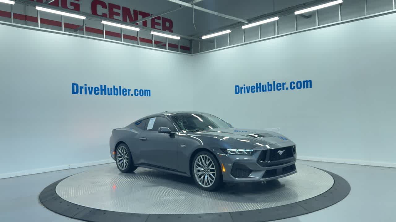 2025 Ford Mustang GT Premium photo 3