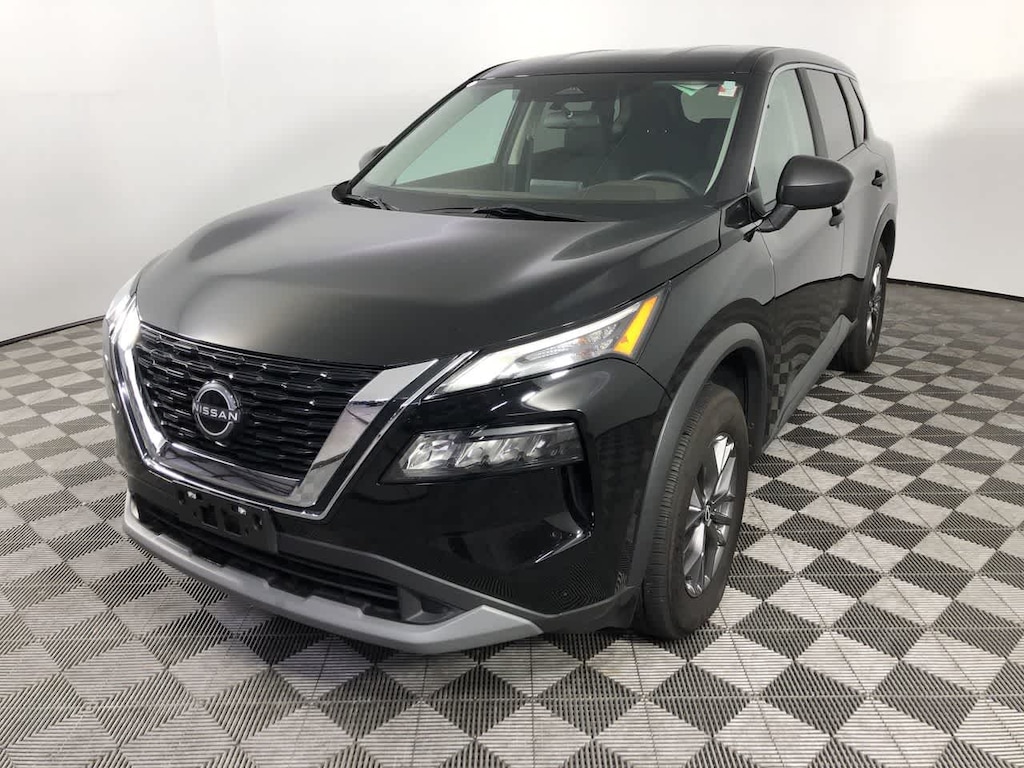 Used 2023 Nissan Rogue S SUV