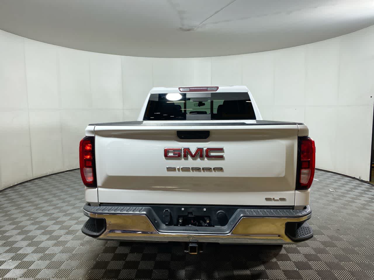 2019 Gmc Sierra 1500 SLE photo 3