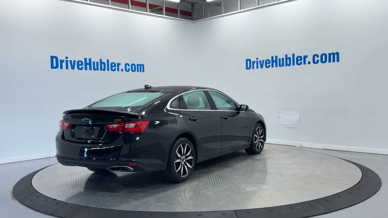2020 Chevrolet Malibu RS photo 3