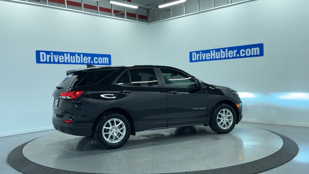 Used 2023 Chevrolet Equinox LS SUV